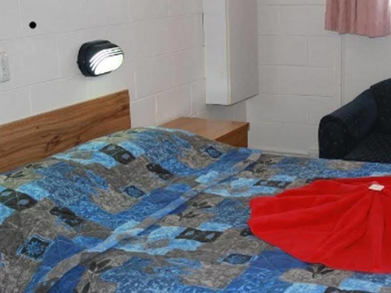 Peak Hill Golden Peak Budget Motel Eksteriør billede