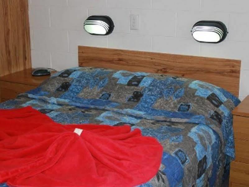 Peak Hill Golden Peak Budget Motel Eksteriør billede